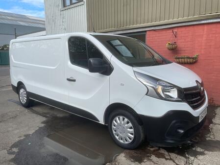RENAULT TRAFIC 2.0 LL30 ENERGY dCi 120 Business+ MY19